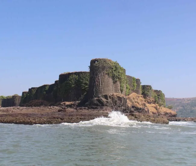 Dapoli with Suvarnadurg Tour