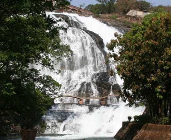 Umbrella_falls_at_Bhandardara